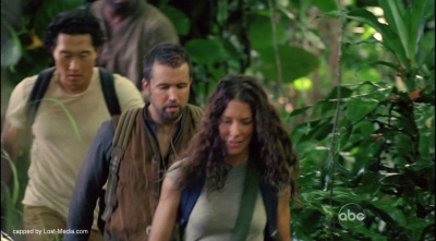 Kate leading group through jungle LOST 6x03