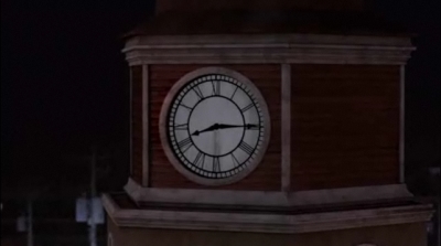 Clock 815 Once Upon a Time Pilot LOST reference